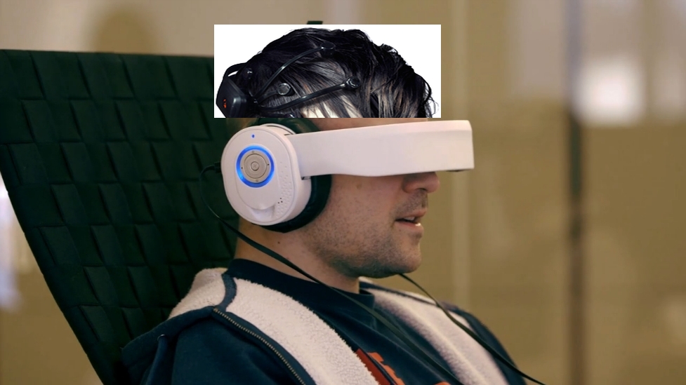 OntoLab VR Goggle with Brain Computer Interface